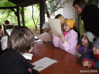 Radosne Maluchy na konikach 2008r.