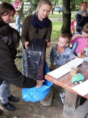 Radosne Maluchy na koniach