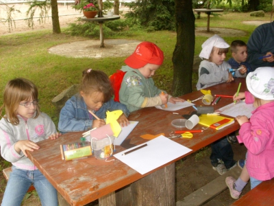 Radosne Maluchy na koniach