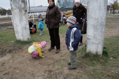 Radosne Maluchy na konikach - oczami dziecka